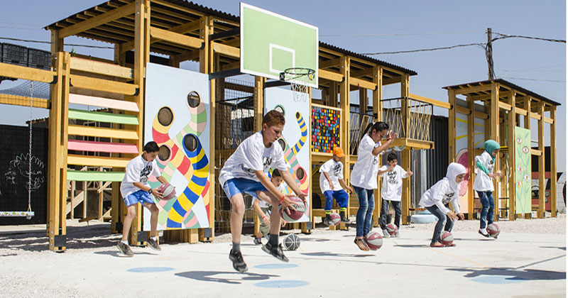 Libano estate 2024, a Tripoli per riprogettare un parco-giochi destinato ai bambini siriani rifugiati