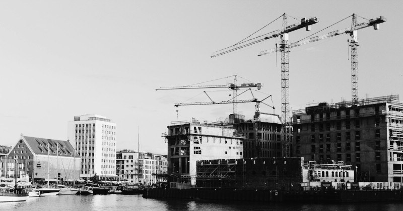 Decreto Pnrr, permesso di costruire: silenzio-assenso anche per interventi illegittimi