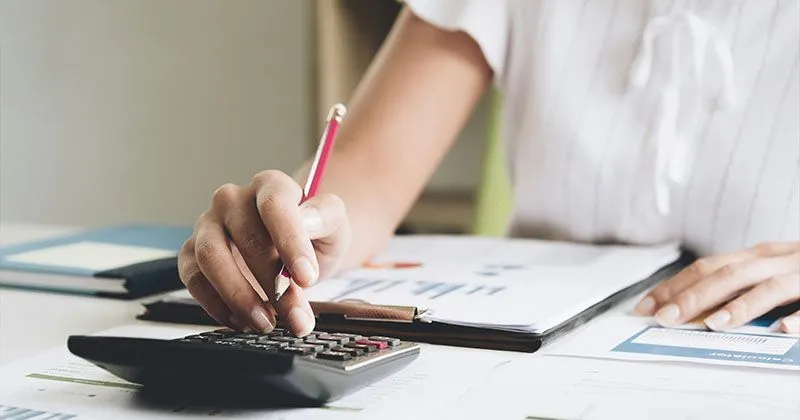 Equo compenso, ribasso totale del 35%, solo con giustificazioni credibili, precise e documentate