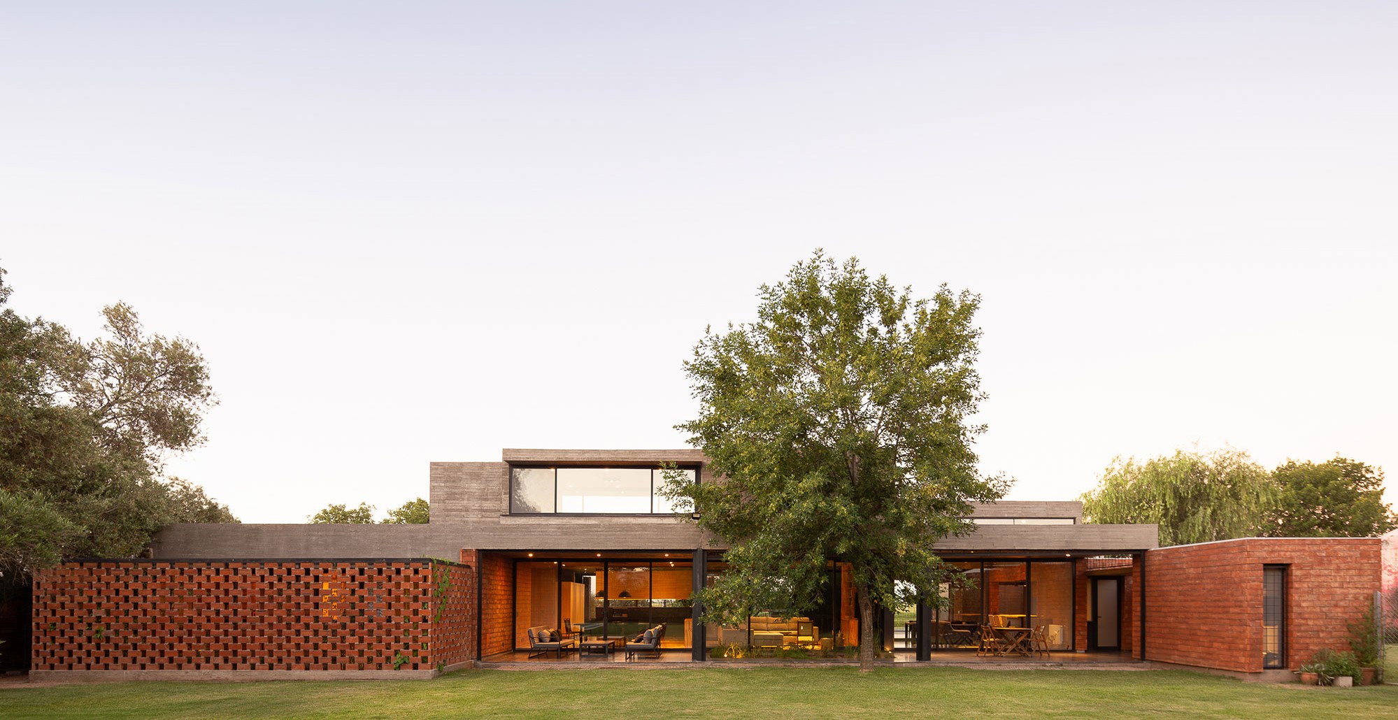 Argentina: «La casa de los 7 patios» - Arquitectura Spinetta