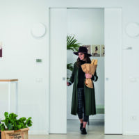 Porte a scomparsa e punti luci vanno d'accordo